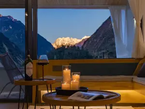 海螺溝鸞喜·隱山· Forest Mountain Lodge·雪山觀景溫泉度假飯店