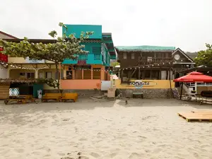 Monaliza Surf Resort