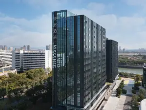 Mercure Hotel near Zhigu Yungu Metro Station in Xiamen