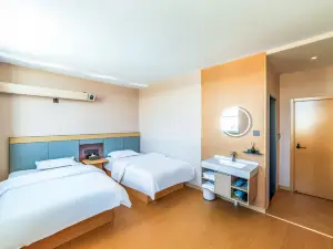 Yunbo Hotel