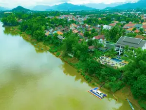 Mekong Theme Hotel Laos