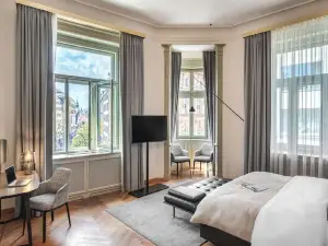 Mottl House by Adrez