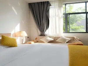 Eshan Jingrui Hotel