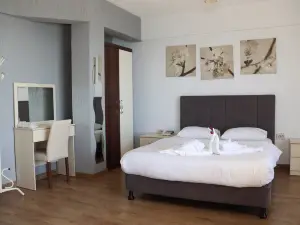 Grand Koru Hotel Beach
