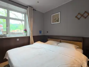 May Hotel