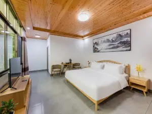 Floral Hotel· Yongding Tulou Busheshan Yin Hotel