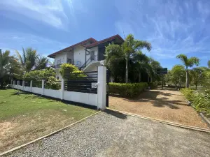 Aqua Hotel Yala