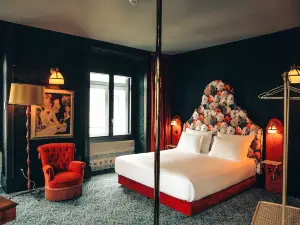 펜상 아모르 마담스 로지