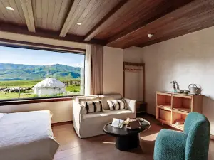 Chongyeji Shanmàn • Yeelen Scenic Chalet