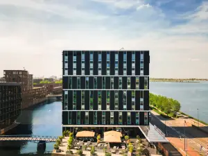 Four Elements Hotel
