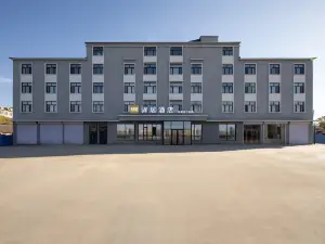 Homeinn Ease Hotel (Huma County Riverside Park)