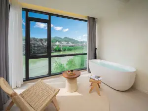 NANBEI Nanbei · Designer Aesthetic Homestay (Zhenyuan Ancient Town New Bridge)