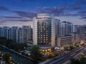 UrCove by Hyatt Tianjin West Railway Station Hotel