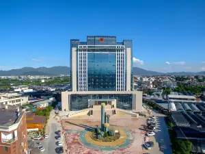 Lux Cabins Hotel (Zhangzhou Baihuacun)