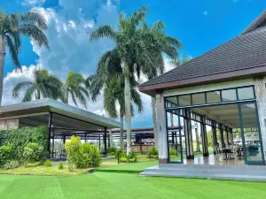 Villa Del Rey Resort CamSur powered by Cocotel