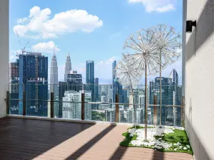 Agile Luxury Apartment near TRX Pavilion Twin Towers