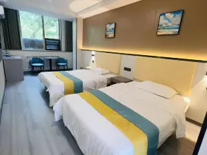 Lanjin Hotel (Fei County Jianshe Road Oriental Shopping Plaza)