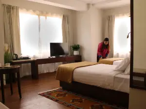호텔 사미예 - 팀푸 최고의 호텔