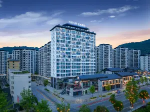 Yayue Hotel (People's Square)