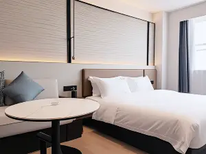 Qiangjin Hotel · Gujing Gong