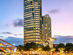 Banyuju Riverside Duplex Apartment Homestay (Sunwenxi Road Pedestrian Street Xingzhong Plaza)