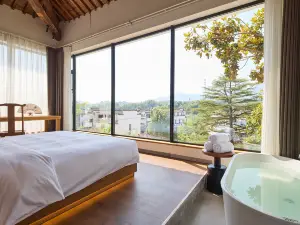 Floral Lux Hotel·Chaji Sanxi Homestay