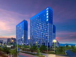 Kunming Huagu Hotel (Changshui International Airport Platinum Port Modern Plaza Store)