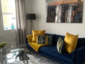 Stylish Apartment in Watford