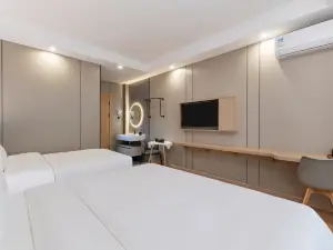Starway Hotel