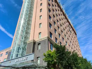 Homeinn Selected Hotel (Yangquan Binhe New World Commercial Plaza)