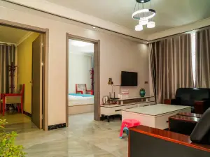 Delingha Yueke Hotel (Qingnianlin Park)
