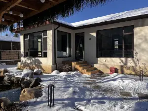 Wangchun Mountain | AWA Kinetic Hotel Vacation Apartment (Huanren Wangtiandong National Geopark)