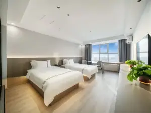 Fengtai Xinhe Business Hotel