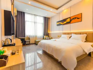 Funing Jinyuan Hotel