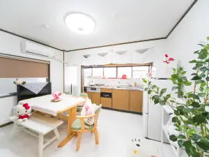 7 min to JR Yokkaichi STN Large House