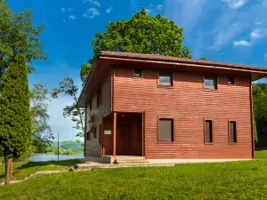 Lac Sub Soare Villas