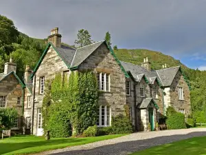 Chesthill House & Estate, Glenlyon