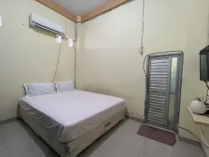 โรงแรม โอ คิวคอสต์ ใกล้หาด Pantai Kebesaran