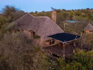 Elewana Loisaba Star Beds