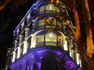 PARADISE ISLAND HOTEL
