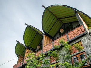 氧雲山居·埃拉