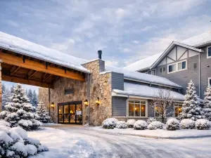 the Montcler Hotel - Redberri Luxury Collection