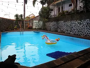 PLUM Hotel Palereman Batu