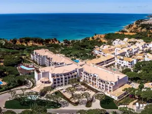 Pine Cliffs Village
