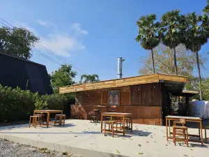 Punnattha House by Peema Villa