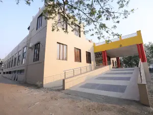 วีแอล พาทิล สเตย์ แอนด์ แบงเควท