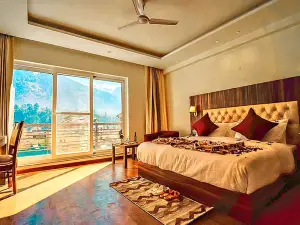 Simsa Heights Manali