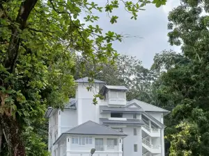 RUMAH UNIVERSITI