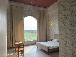 Qila Hotel