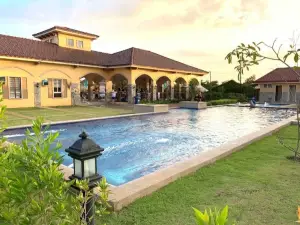 Comfy and Secured staycation (Guest house)